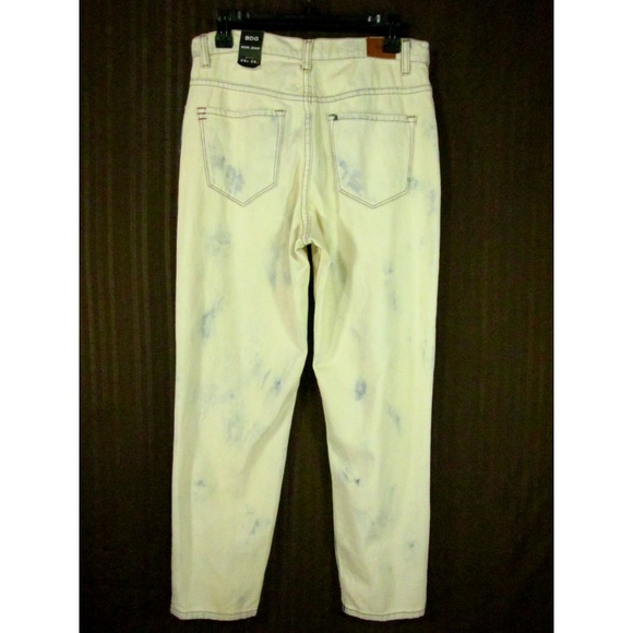 NEW BDG Mom Jean Jeans Size 29W 28L Ivory - Picture 4 of 6